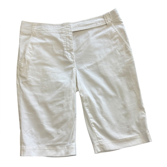 Tory Burch Pants - Tory Burch White Cotton Bermuda Shorts Sz 8  Stretch Classic Preppy Golf